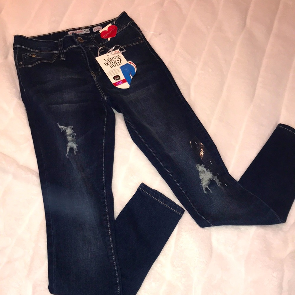 YMI “Betta Butt” Jeans Size 1  (A-15)